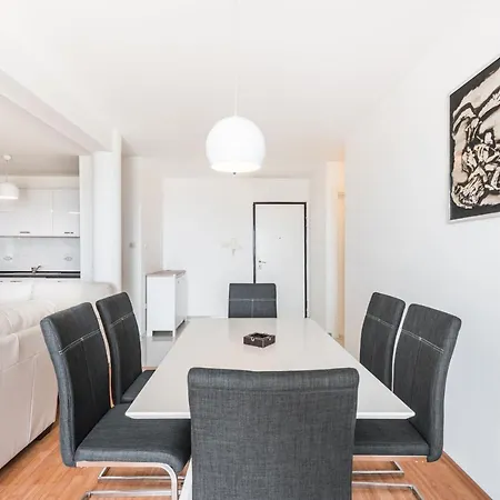 Mrs Brightside * Split