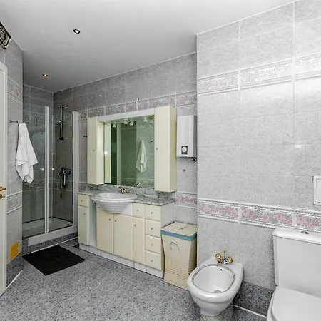 Mrs Brightside Апартаменти