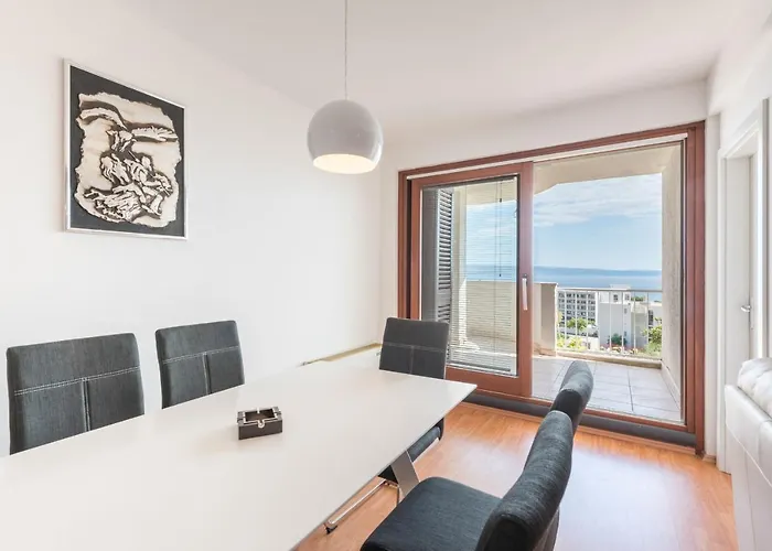 Mrs Brightside Апартаменти