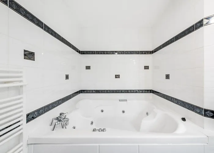 Mrs Brightside Апартаменти Спліт