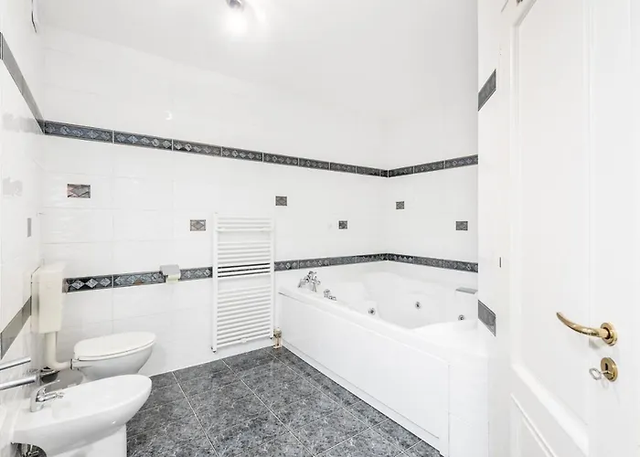 Апартаменти Mrs Brightside Спліт