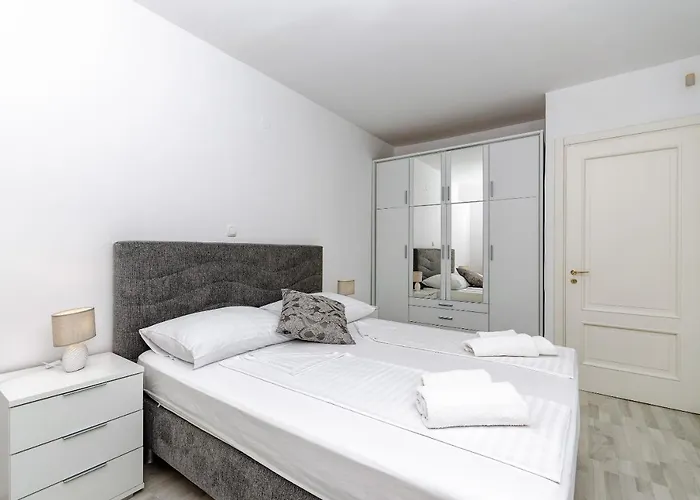 Mrs Brightside Спліт