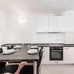 Apartment Mrs Brightside *